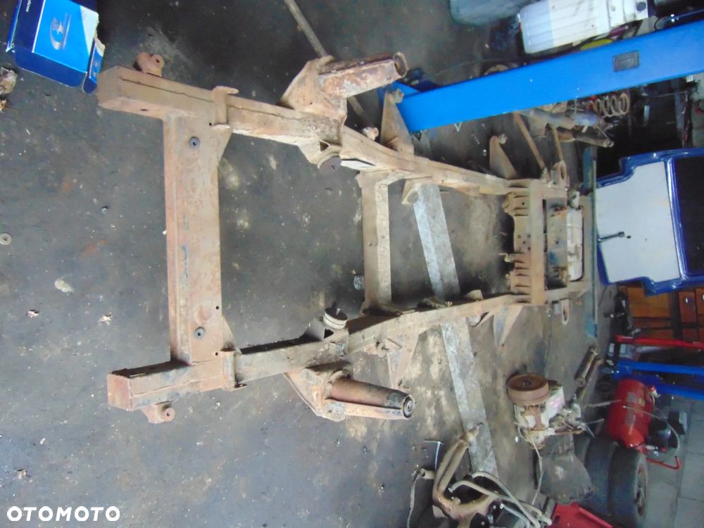 silnik Land rover 89 rok 4,4 v8 benzyna i inne części ceny w opisie - 17