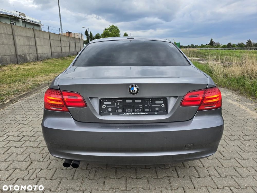 BMW Seria 3 330i xDrive Edition Exclusive - 4
