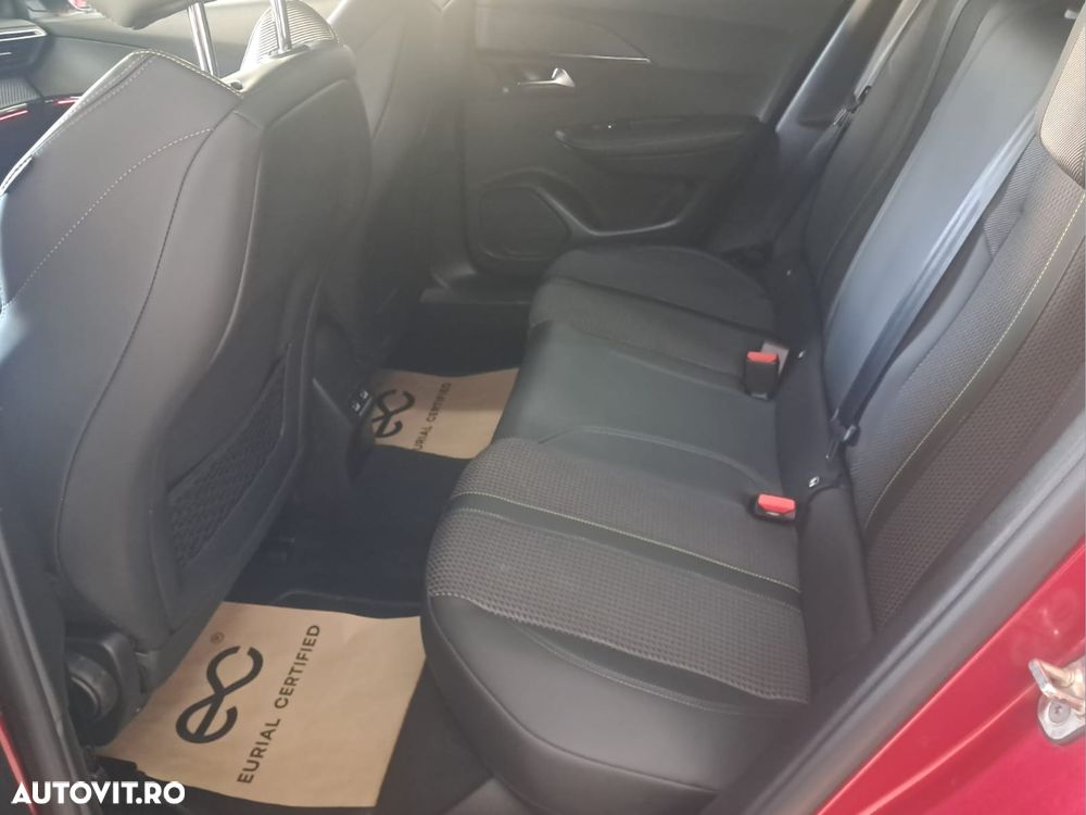 Peugeot 2008 1.2 PureTech BVM6 STT GT - 8