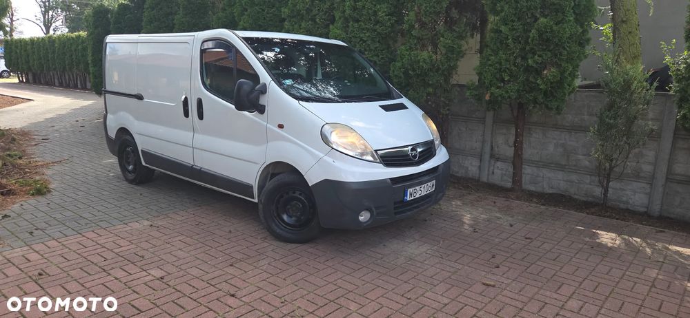 Opel VIVARO 2.5 dci - 8