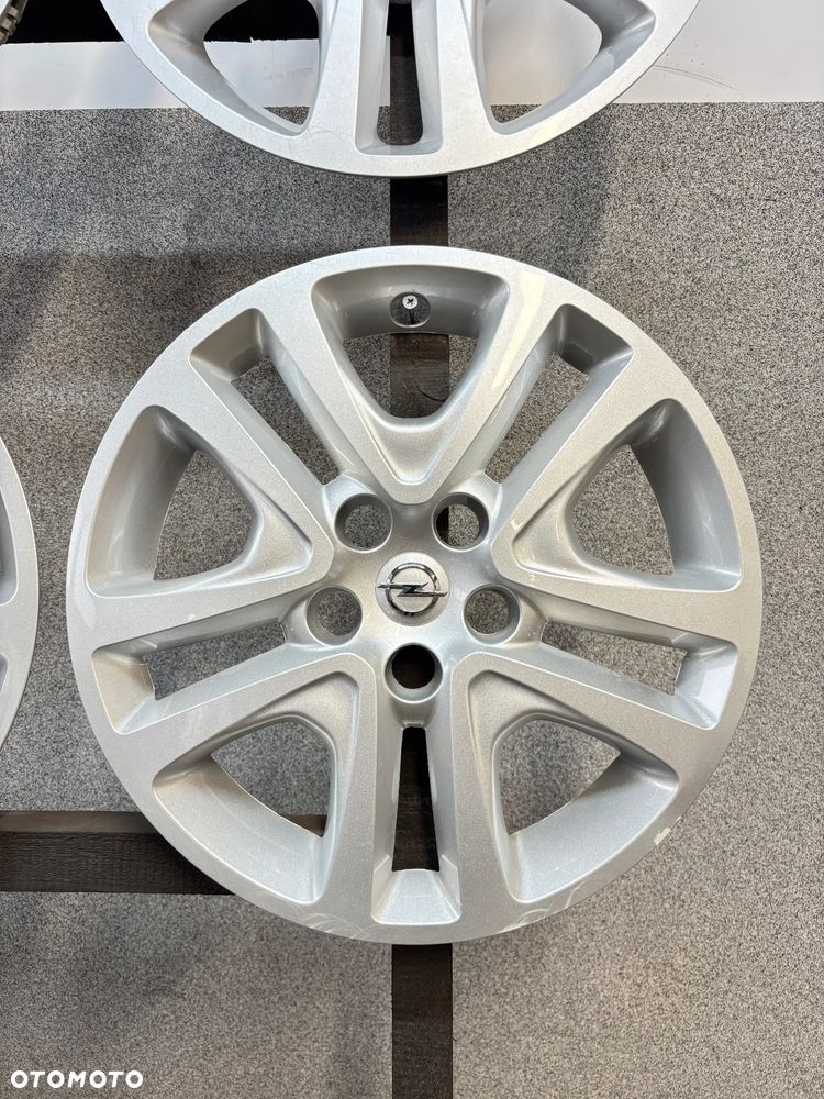 4 Kołpaki Opel Astra J, K, 5x105 16" Strukturalne, NR 13409779 AAMV - 5