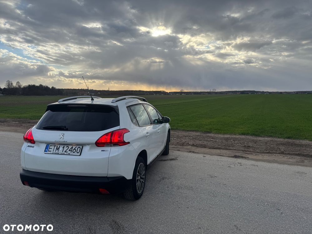 Peugeot 2008 e-HDi FAP 92 STOP & START Active - 4