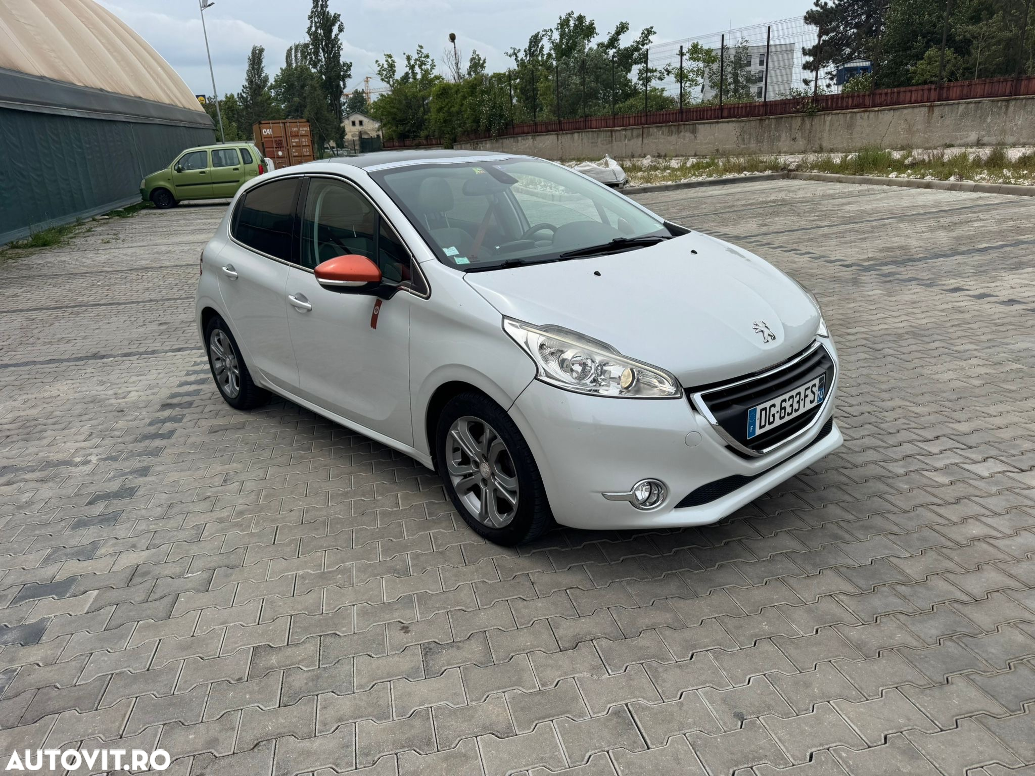 Peugeot 208 1.6 VTi Allure - 2