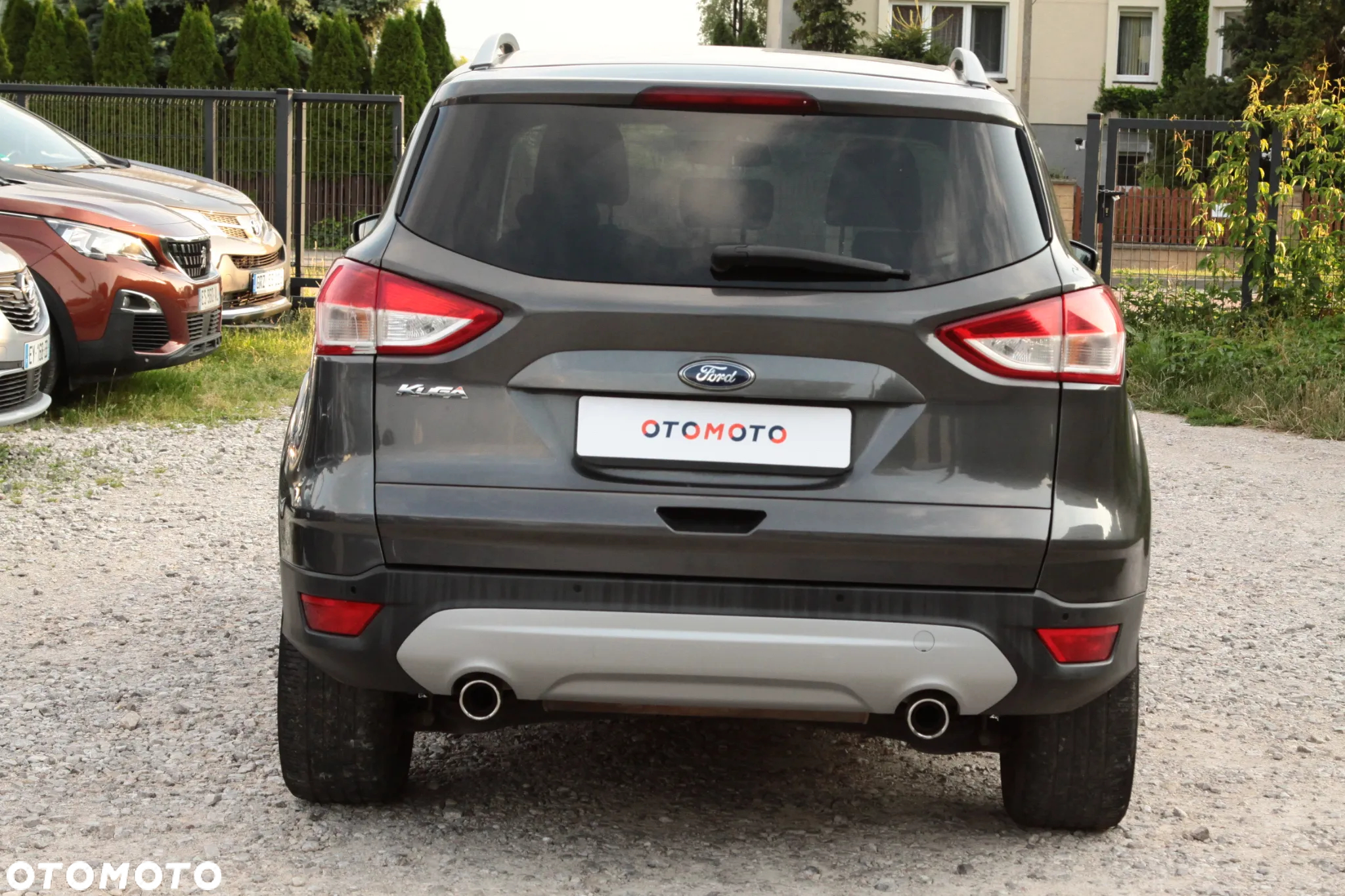 Ford Kuga 2.0 TDCi 2x4 Titanium - 10