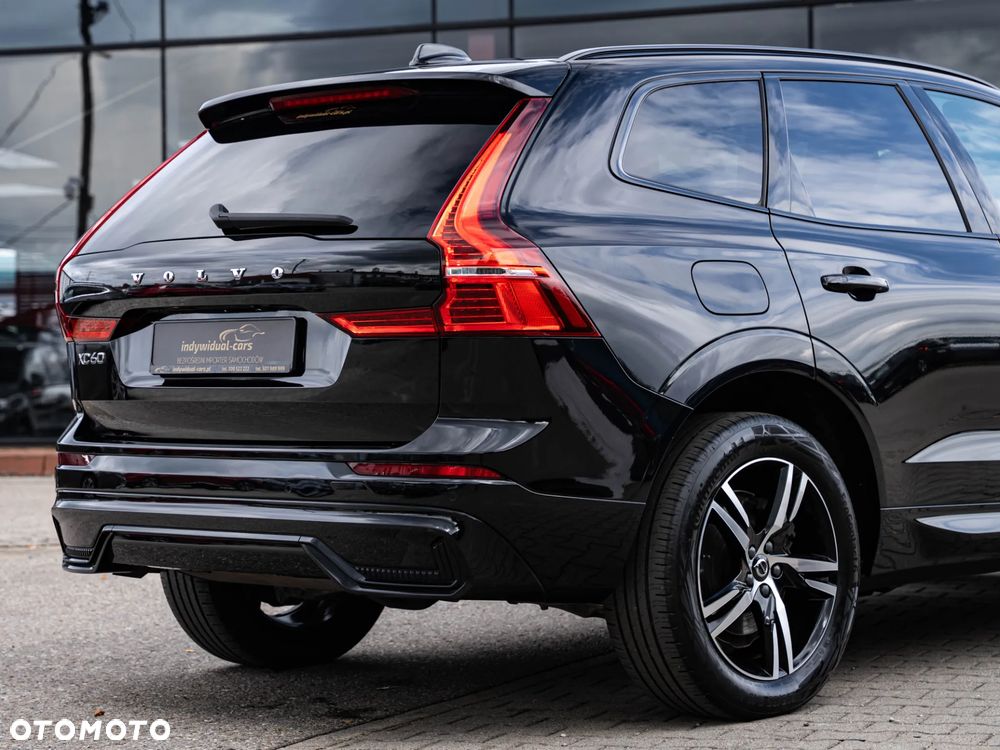 Volvo XC 60 B4 D Plus Dark - 13