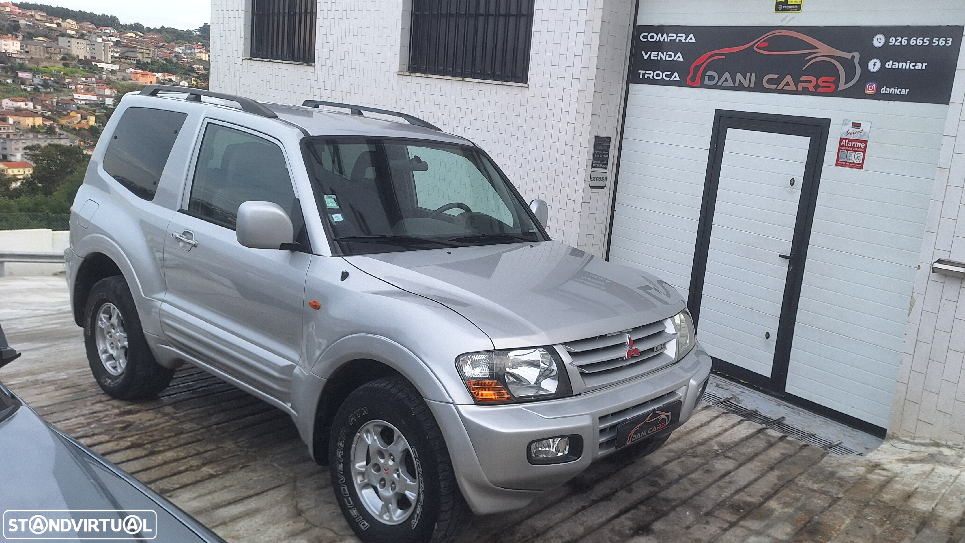 Mitsubishi Pajero 3.2 DI-D GLS - 2