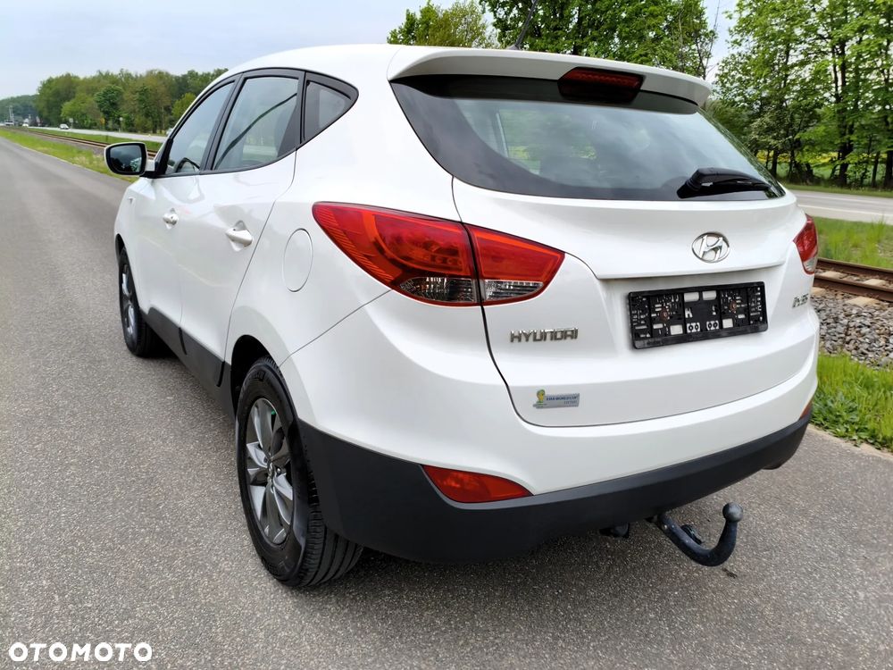 Hyundai ix35 1.6 2WD Fifa World Cup Edition - 8