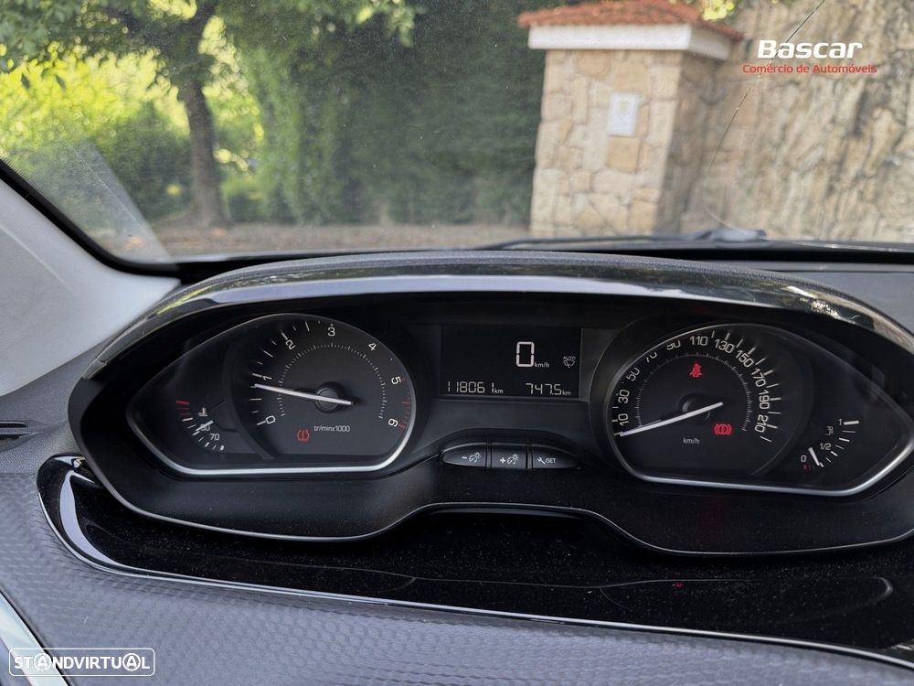 Peugeot 208 1.6 BlueHDi Style - 16
