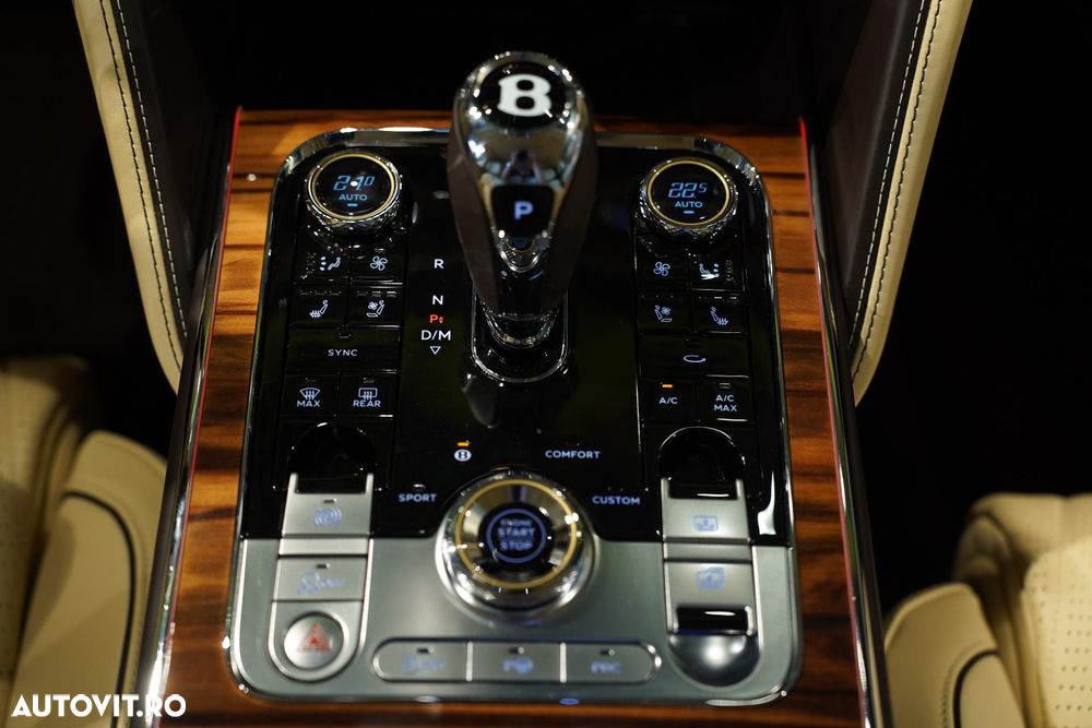 Bentley Flying Spur - 17