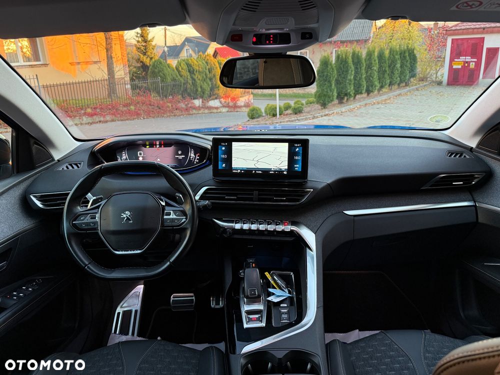 Peugeot 3008 1.5 BlueHDi Road Trip S&S EAT8 - 20