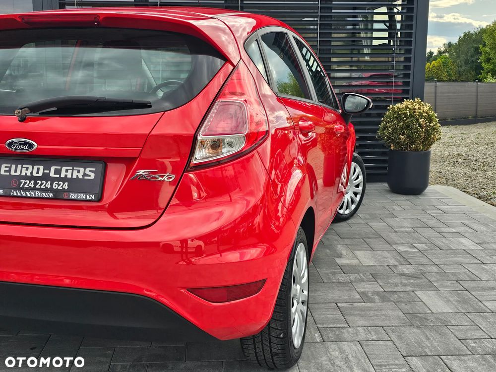 Ford Fiesta 1.25 Ambiente - 30