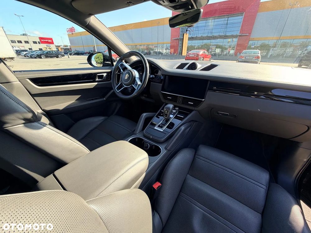 Porsche Cayenne 2019 photo 3