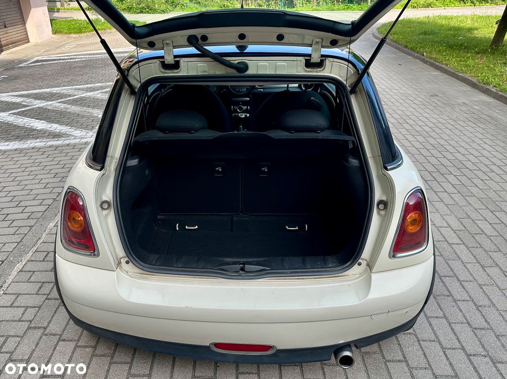 MINI Cooper Standard - 6