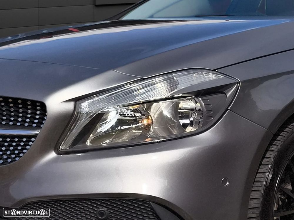 Mercedes-Benz A 180 d AMG Line - 5