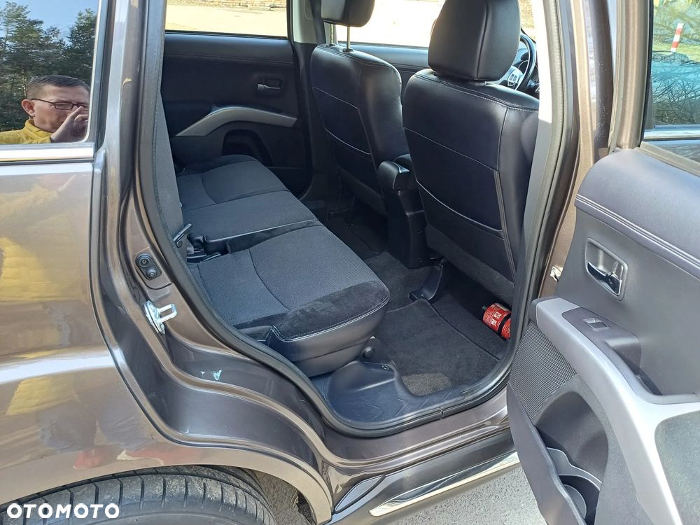 Mitsubishi Outlander 2.2 DI-D ClearTec 2WD Edition - 18