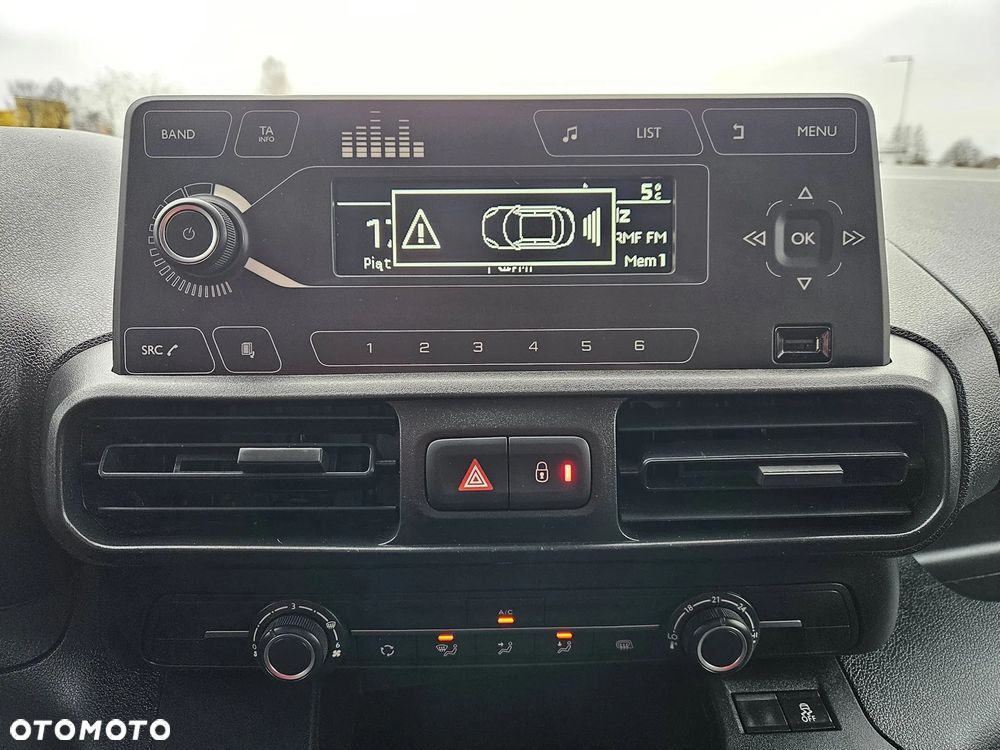 Opel COMBO 1.5CDTI 102KM - 11