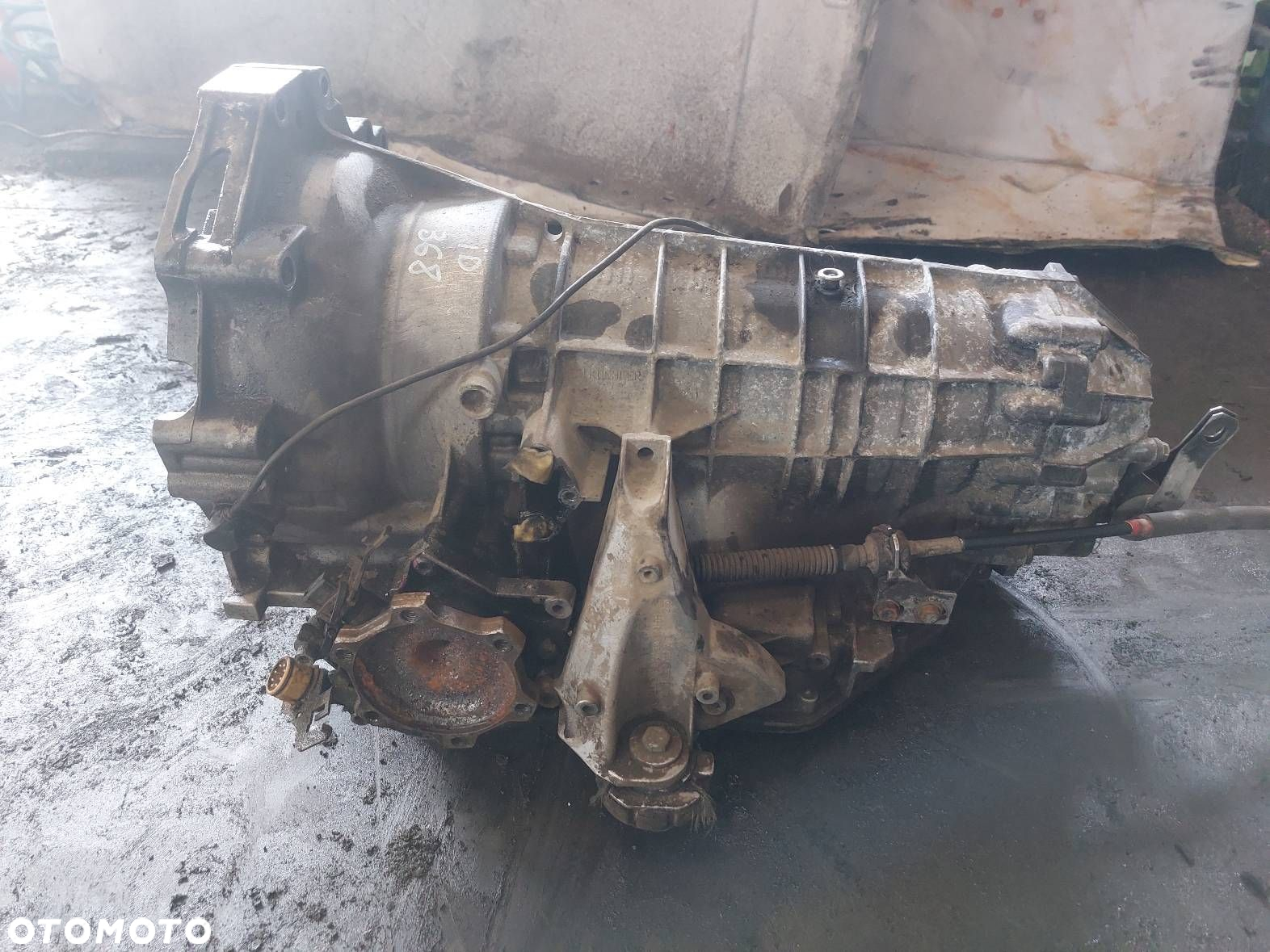 SKRZYNIA BIEGÓW AUTOMAT AUDI A6 C5 2.5 TDI ETV - 4