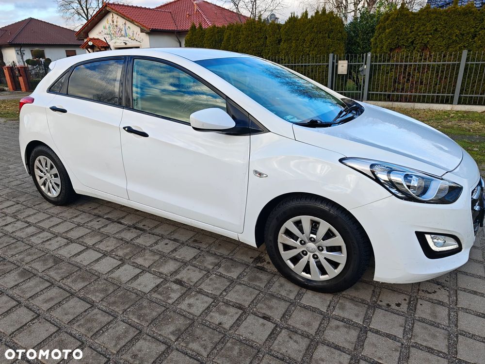 Hyundai i30 1.4 CRDi Classic + - 2