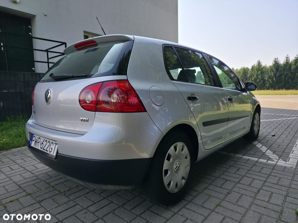 Volkswagen Golf - 3