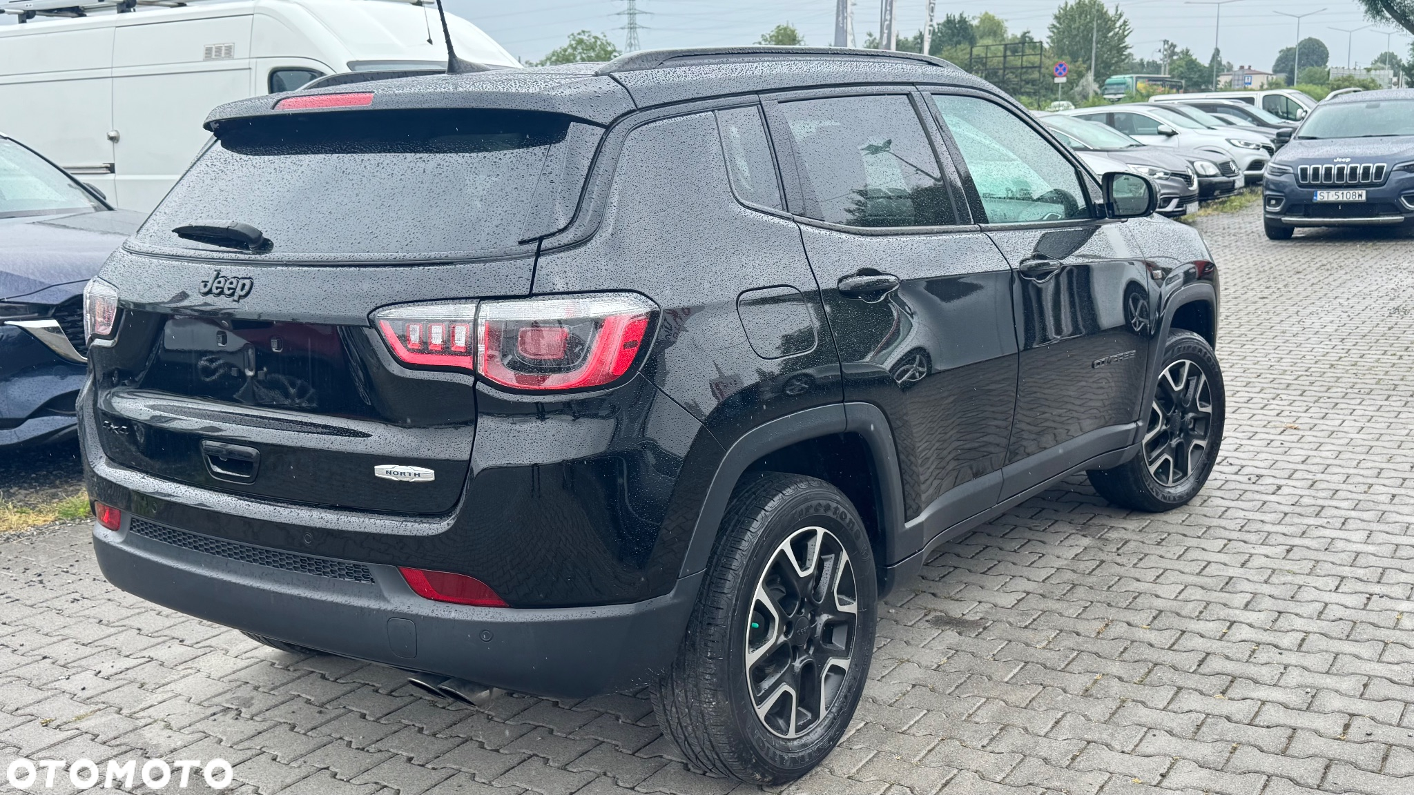 Jeep Compass - 2