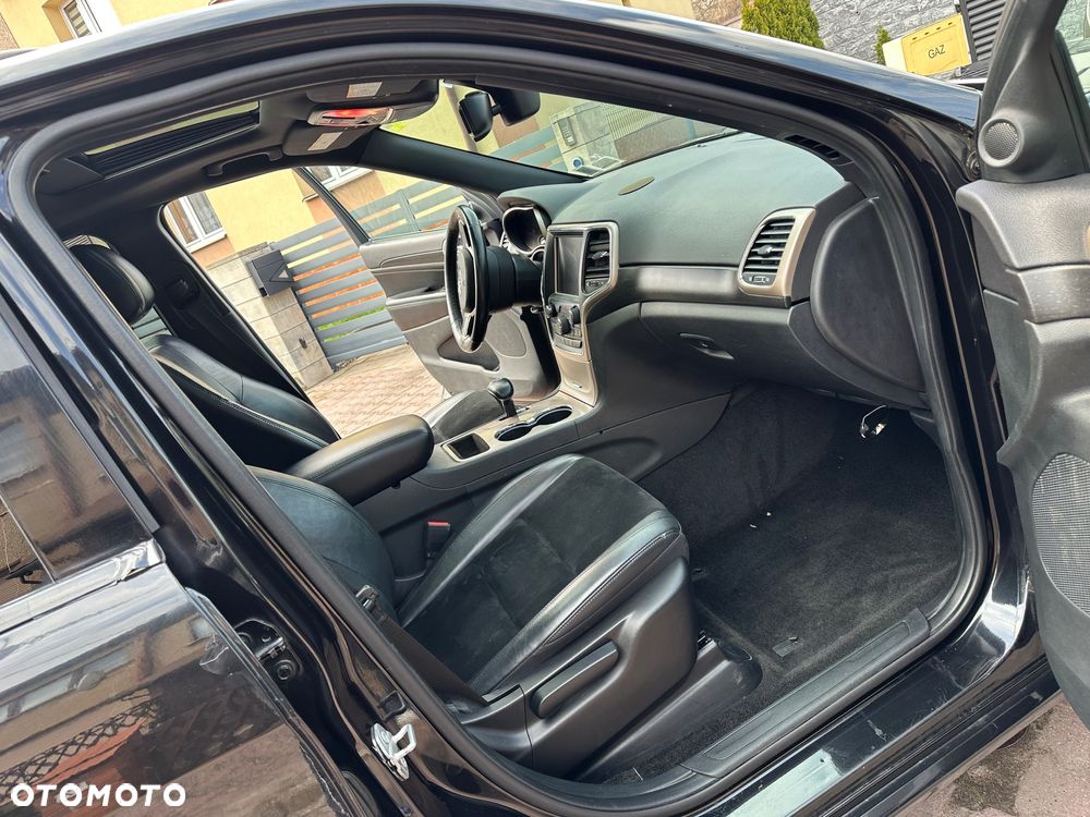 Jeep Grand Cherokee 3.6 V6 Overland Summit - 13