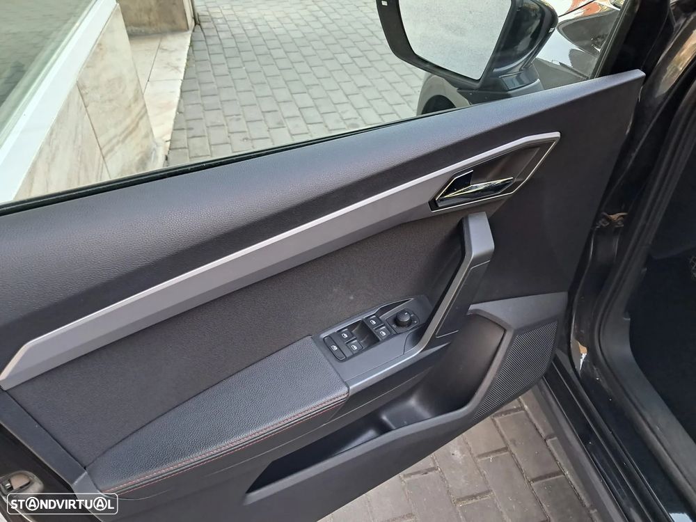 SEAT Arona 1.0 TSI FR - 4