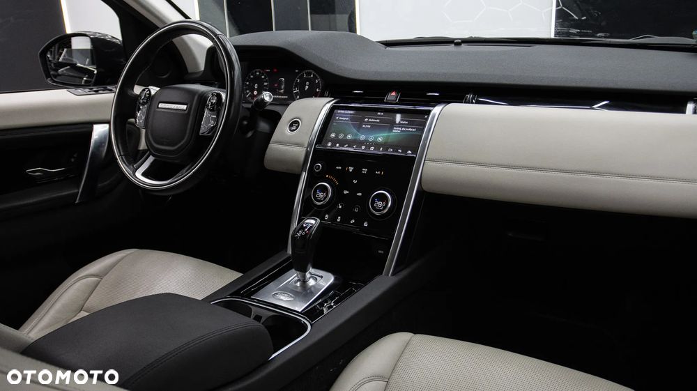 Land Rover Discovery Sport P200 - 12