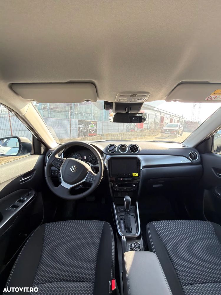 Suzuki Vitara - 8