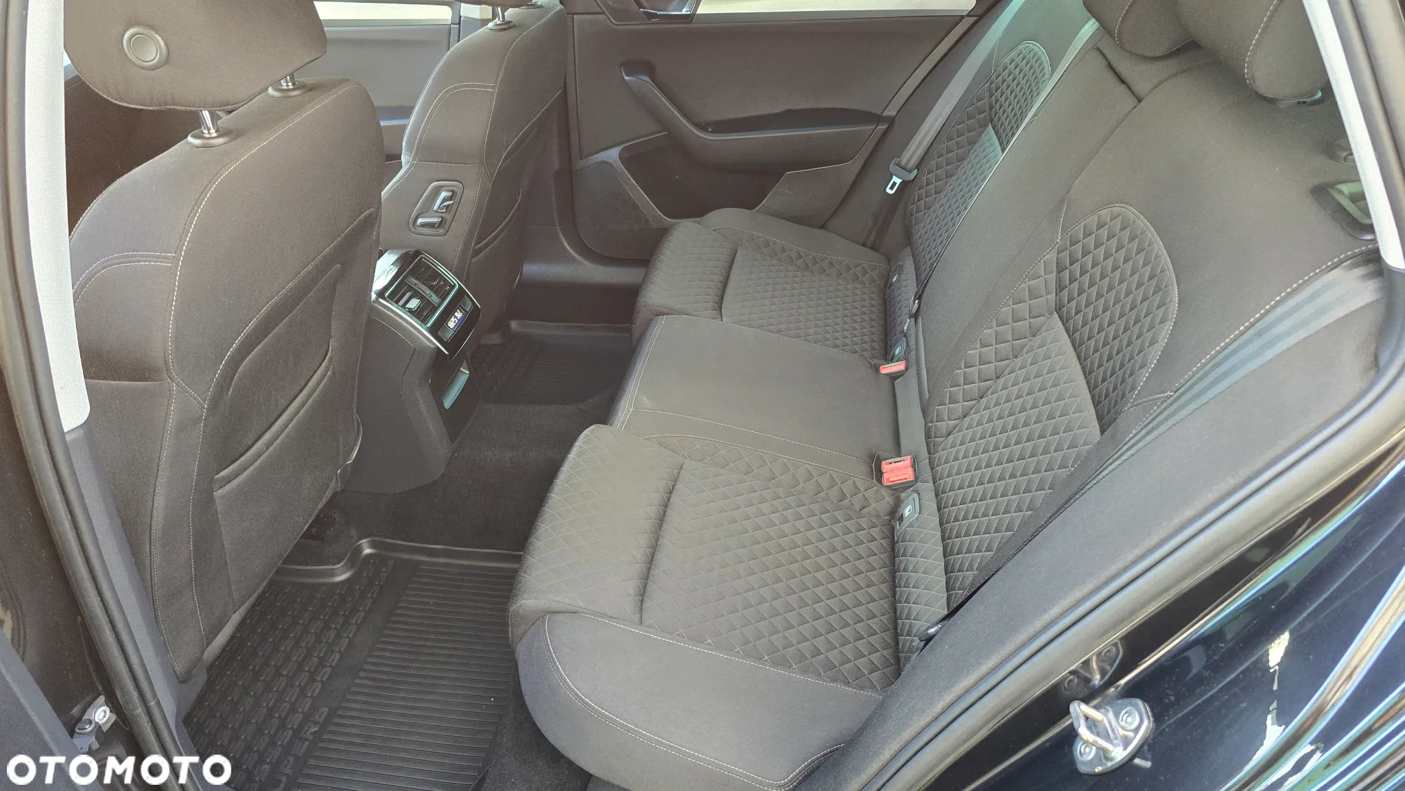 Skoda Superb 2.0 TDI Style - 16