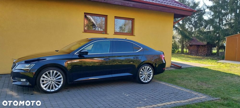 Skoda Superb 2.0 TDI Style DSG - 6