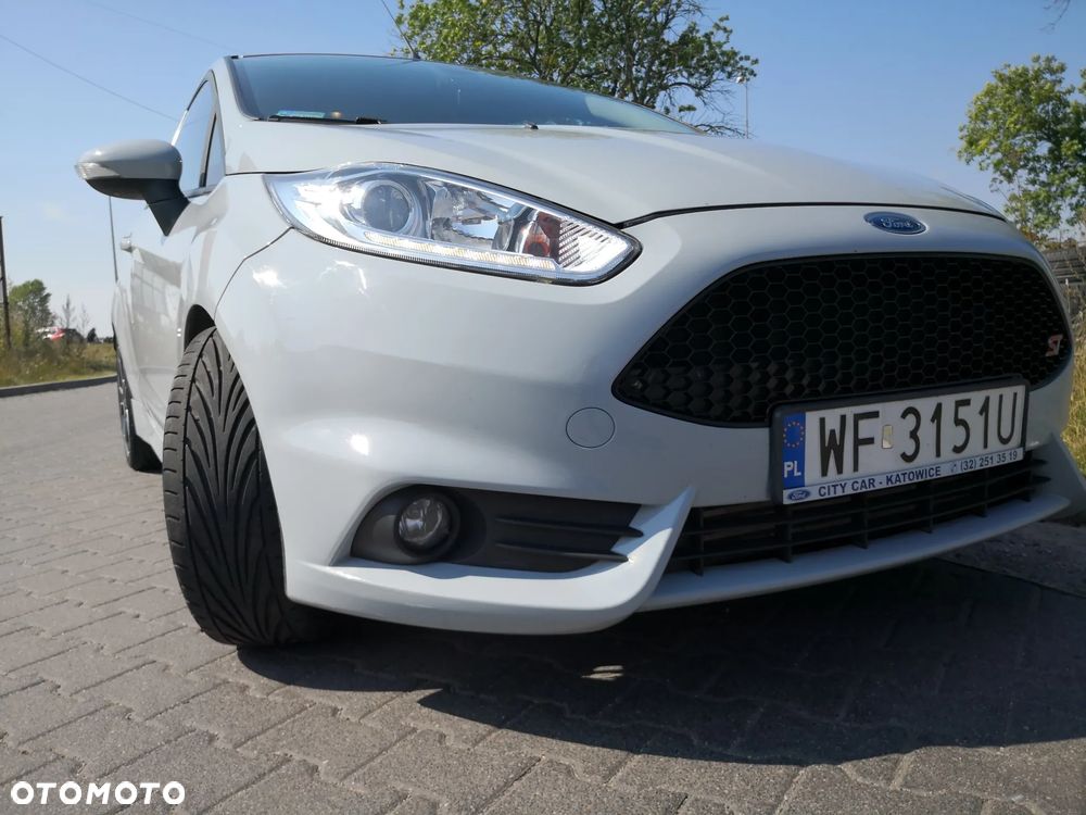 Ford Fiesta - 6