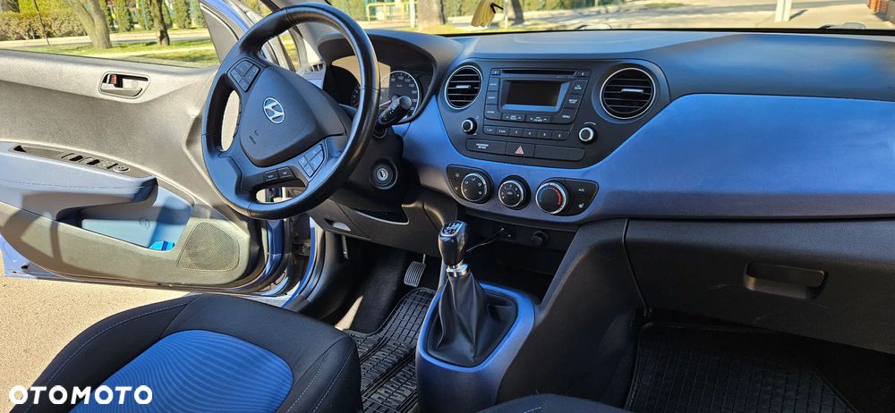 Hyundai i10 1.2 Fifa World Cup Edition - 11