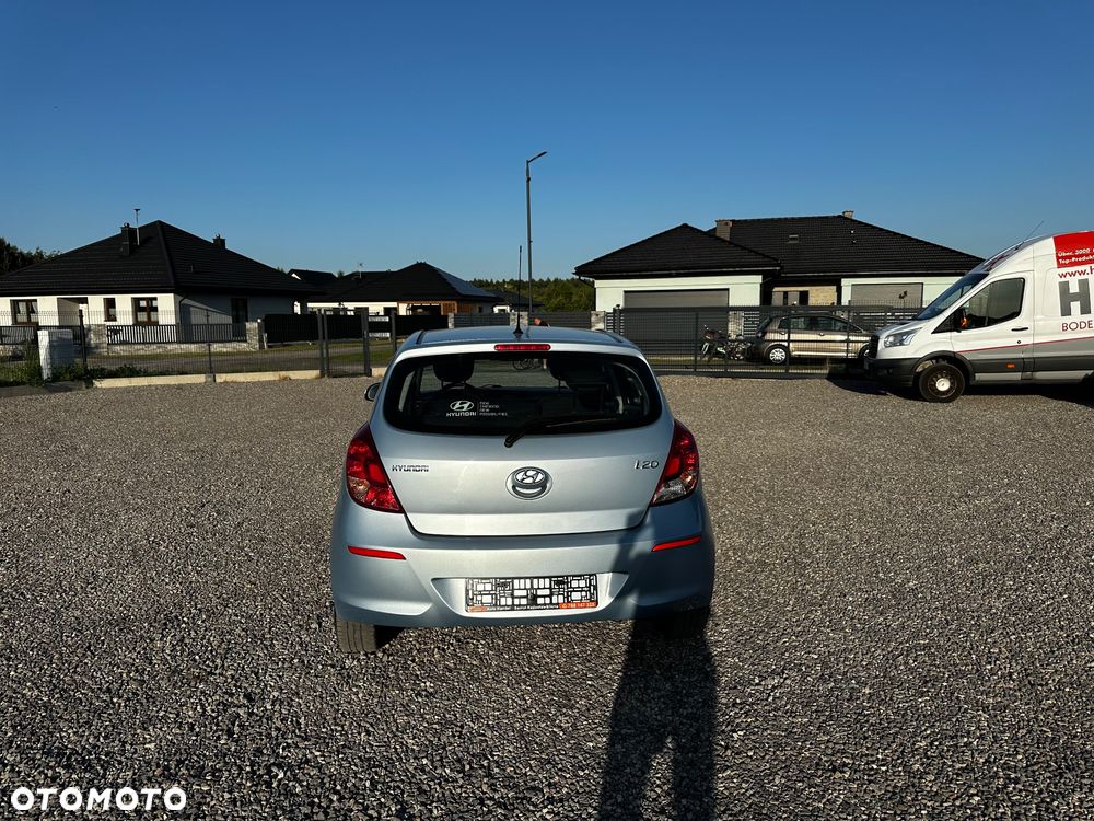 Hyundai i20 1.25 Wersja Jubileuszowa - 14