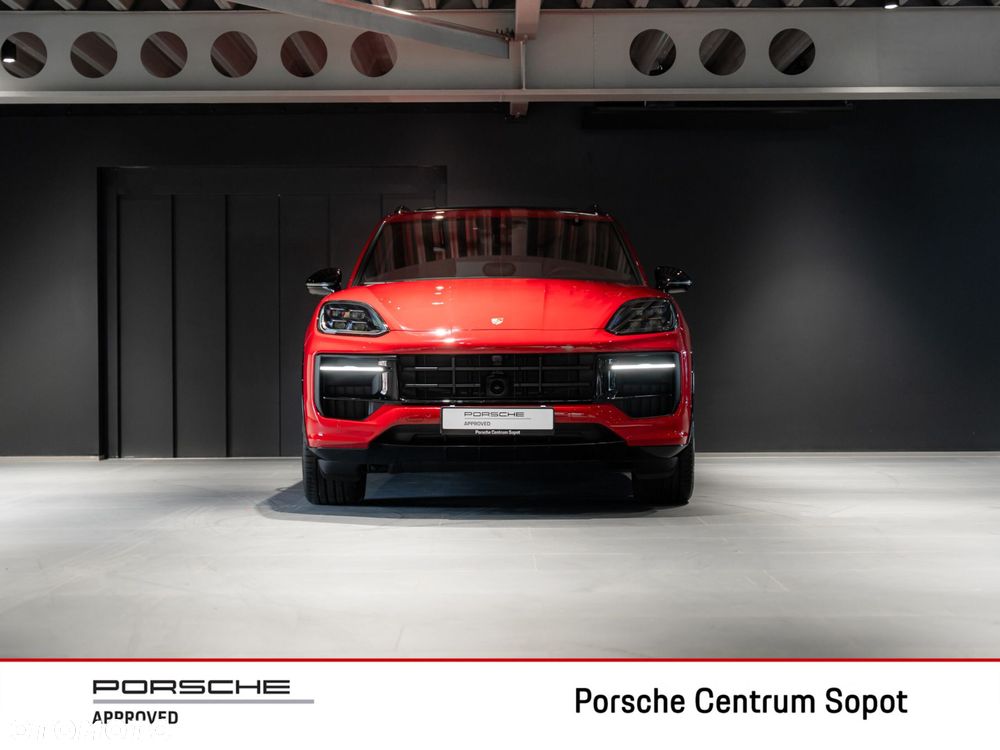 Porsche Cayenne GTS - 8