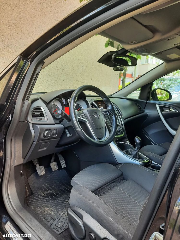 Opel Astra Sports Tourer 2.0 CDTI - 9