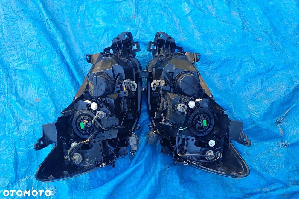Lampa Reflektor Soczewka Przód Przedni Prawy Lewy KD5351040F KD5351030F Mazda CX5 CX-5 - 4
