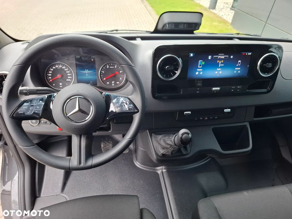 Mercedes-Benz Sprinter 317 CDI Podwozie 4325 mm - Kontener 8 EP - 23