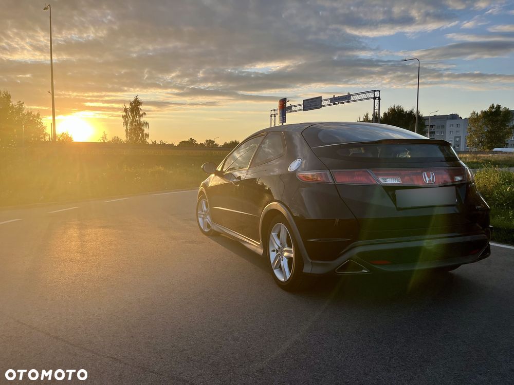 Honda Civic 1.8 TypeS + - 5