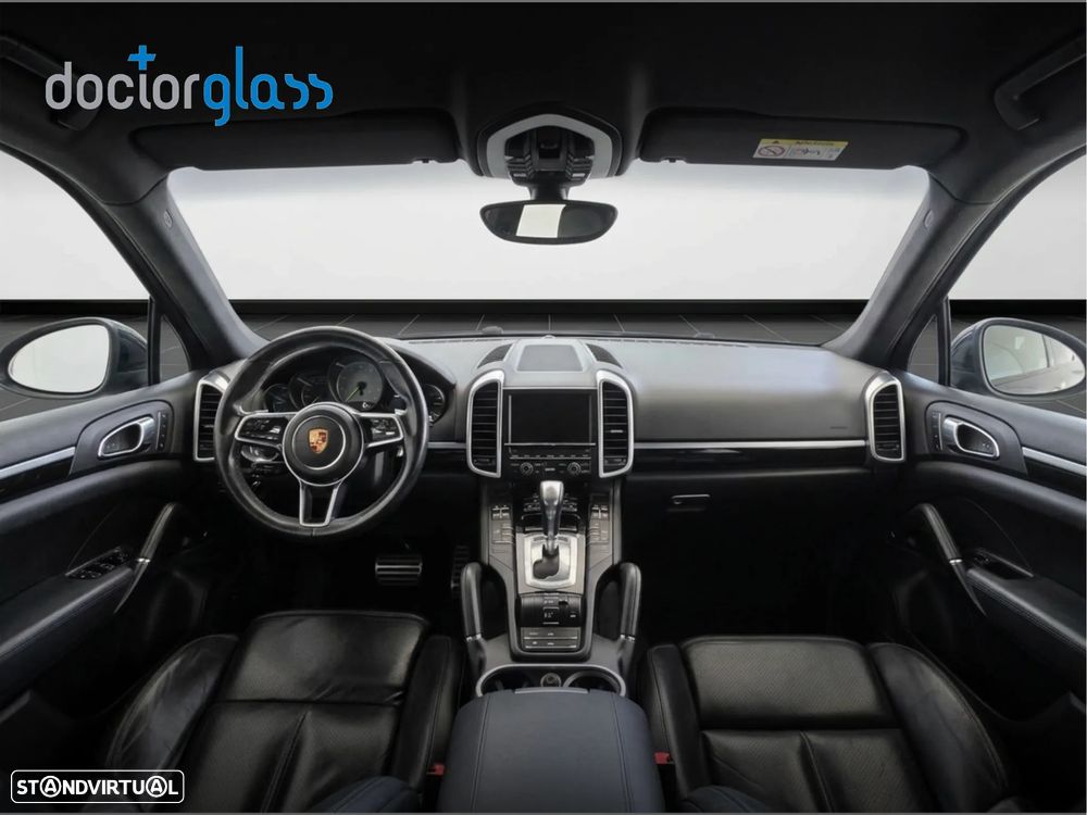 Porsche Cayenne S - 9
