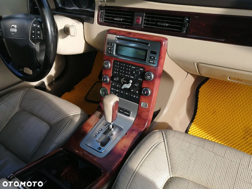 Volvo S80 4.4 V8 AWD R-Design Momentum - 11