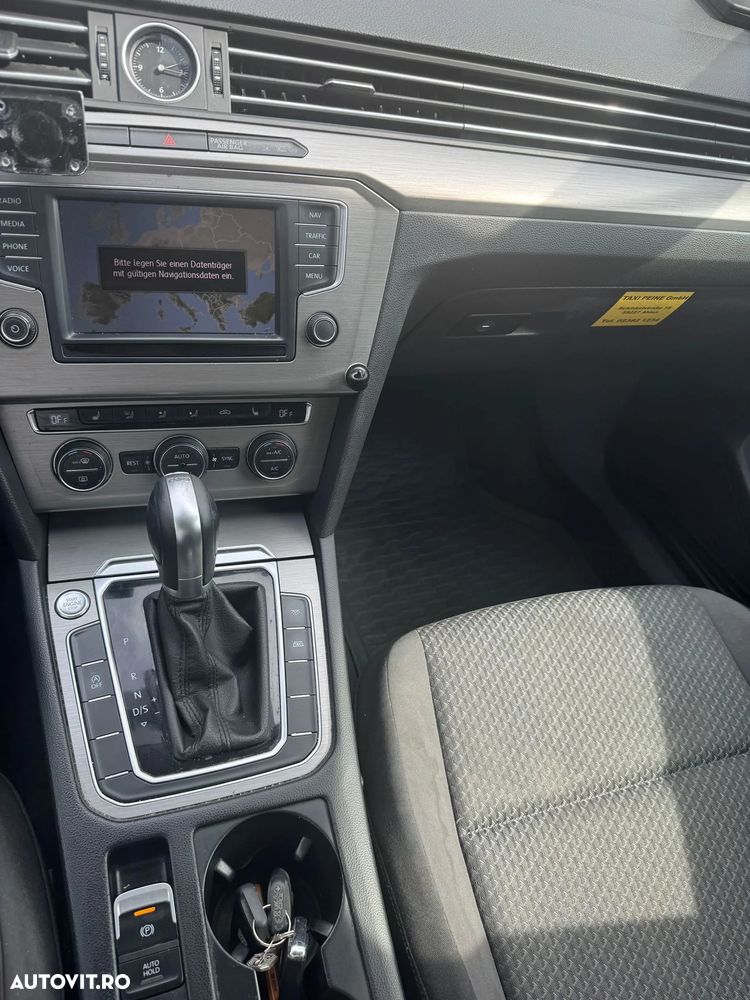 Volkswagen Passat 2.0 TDI (BlueMotion Technology) Comfortline - 2
