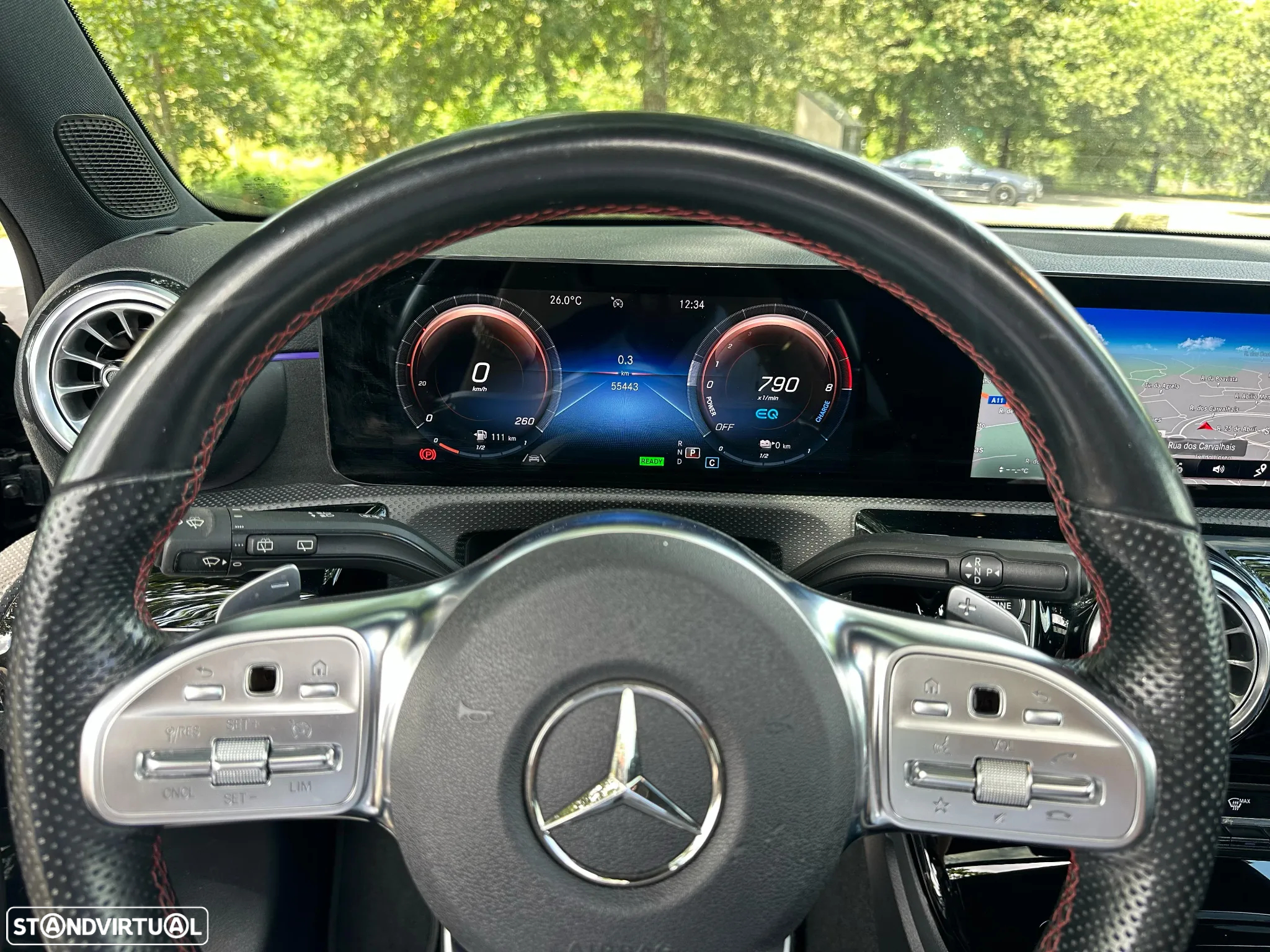 Mercedes-Benz A 250 e AMG Line - 20