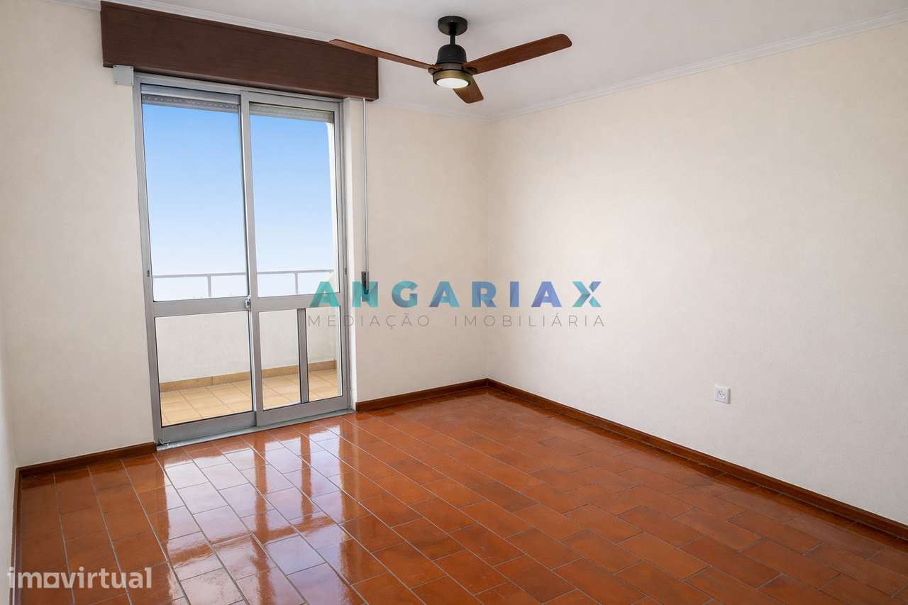 ANG1543 - Apartamento T3 para Venda em Burgau, Algarve - Grande imagem: 2/10