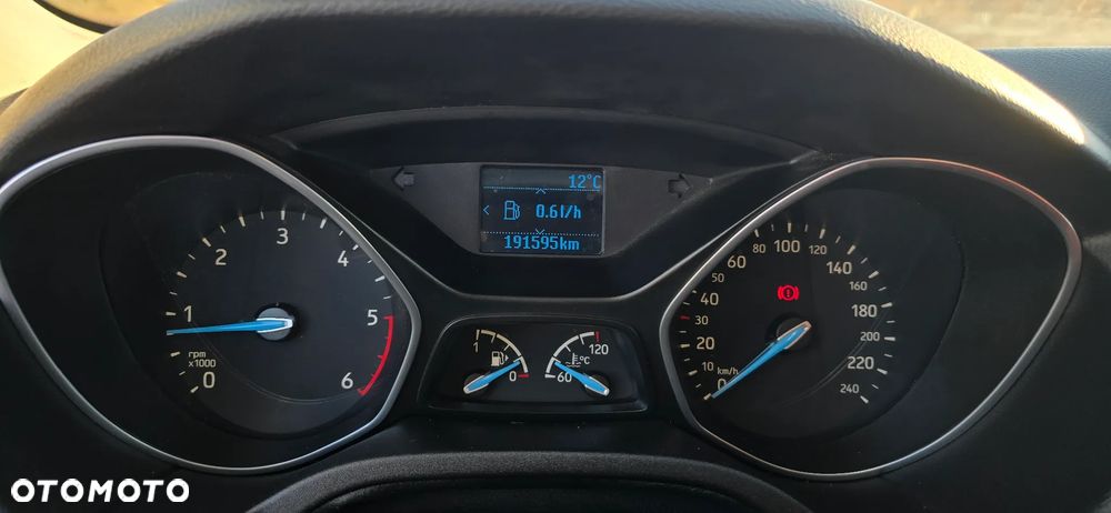 Ford Focus 1.5 TDCi DPF Start-Stopp-System Titanium - 27