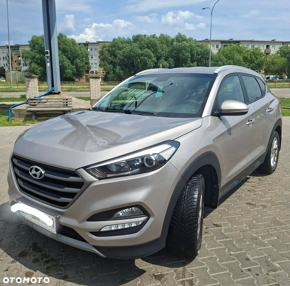 Hyundai Tucson - 2