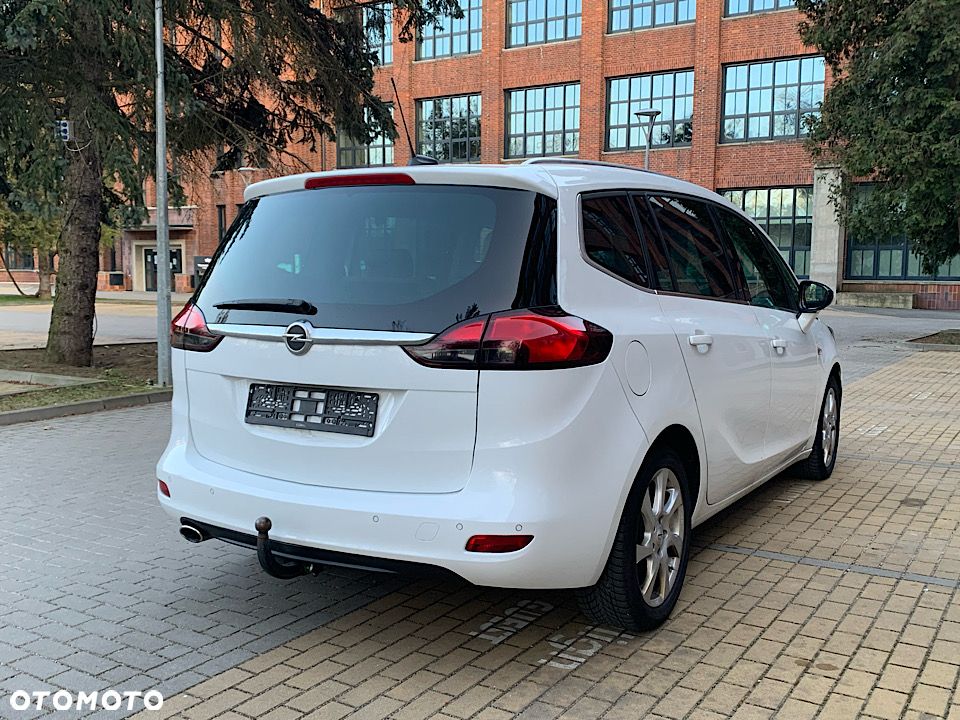 Opel Zafira - 15