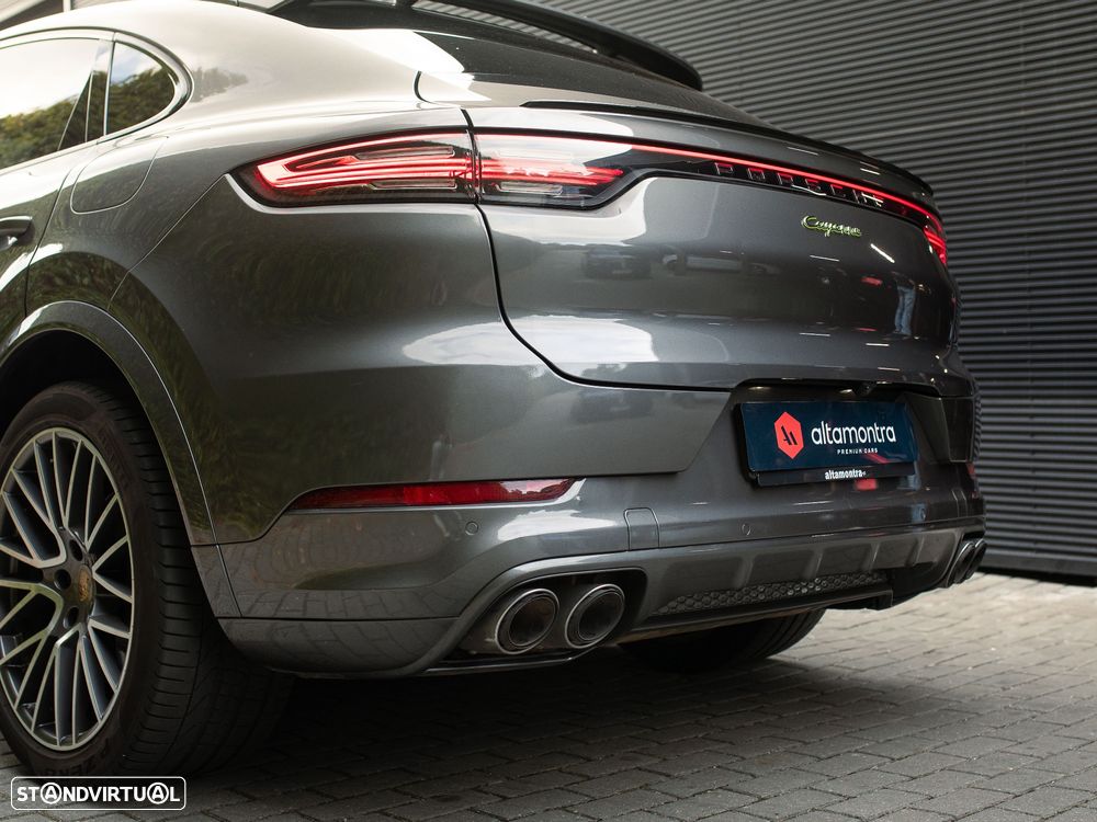 Porsche Cayenne Coupé E-Hybrid - 14