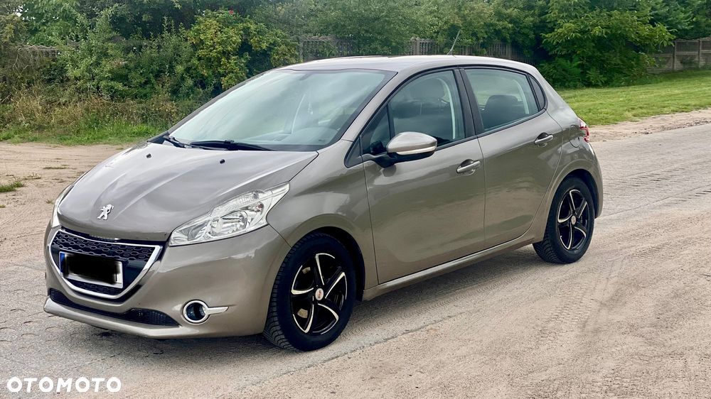 Peugeot 208 1.4 HDi Active - 9
