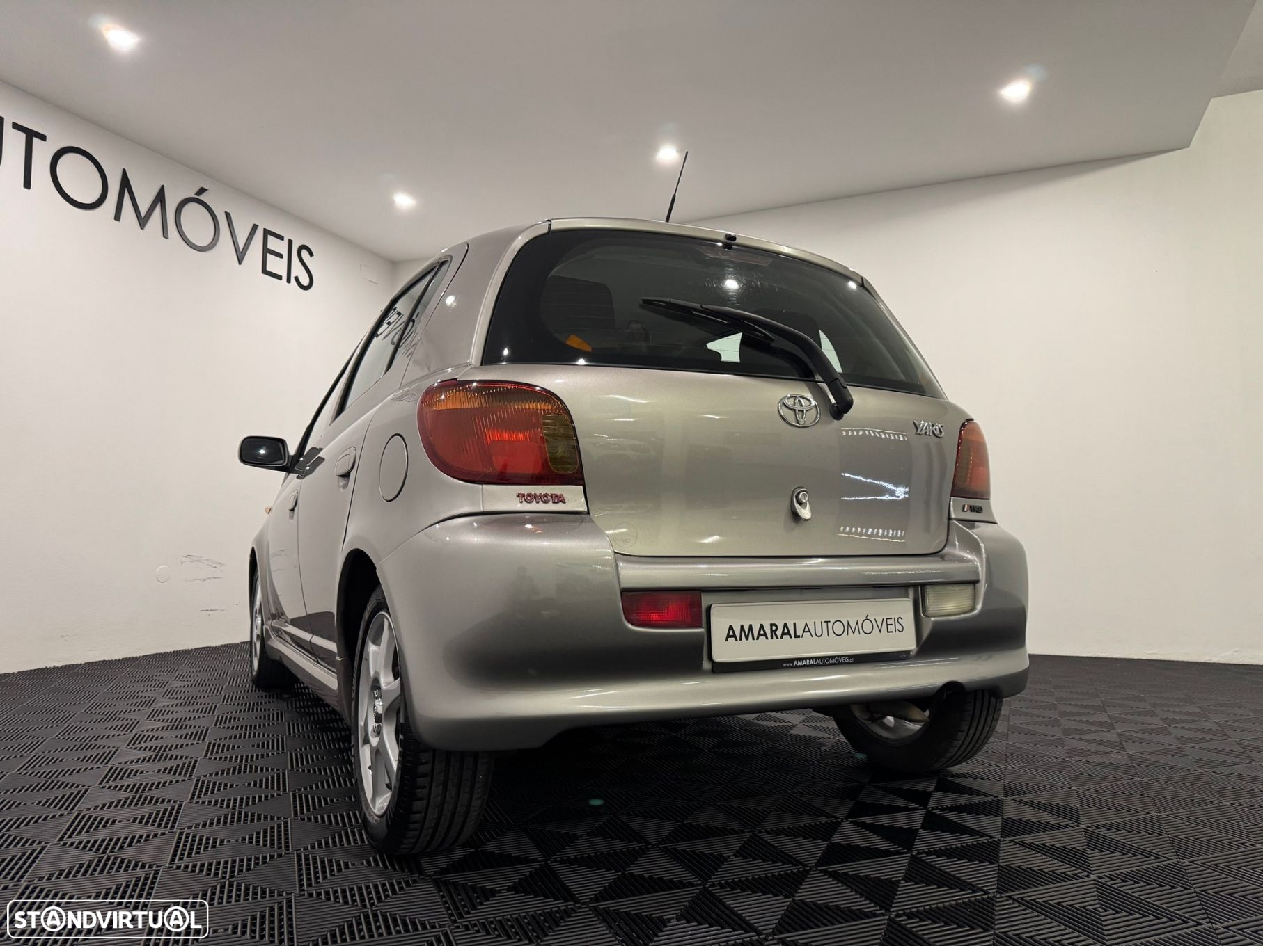 Toyota Yaris 1.5 T Sport AC - 21