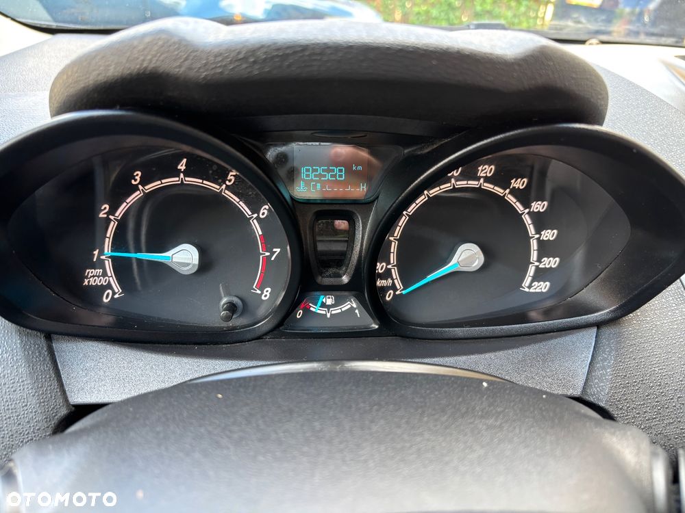 Ford Fiesta 1.25 Titanium - 29
